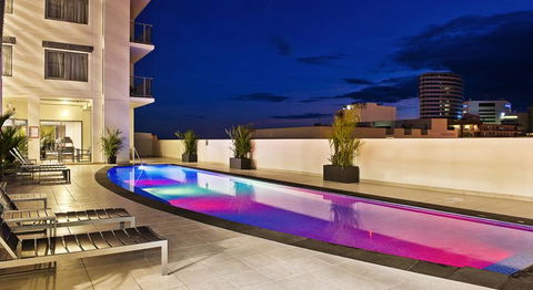 Signatures on Woods - Rental Cars 3