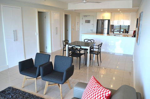 Signatures on Woods - Rental Cars 4