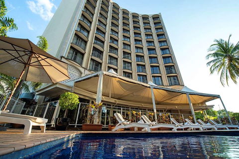 DoubleTree by Hilton Hotel Darwin - Rental Cars 0