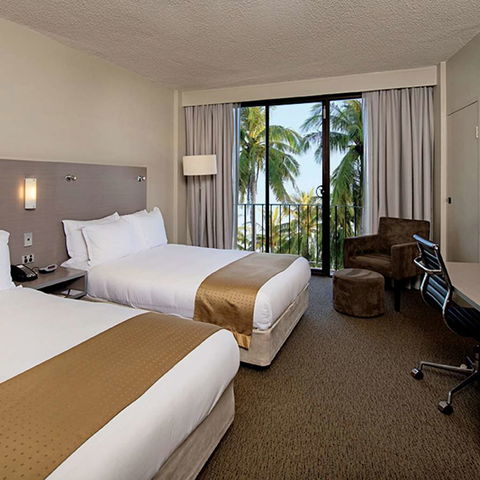 DoubleTree by Hilton Hotel Darwin - Rental Cars 2