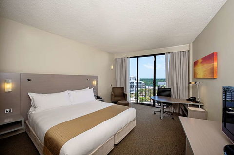 DoubleTree by Hilton Hotel Darwin - Rental Cars 4