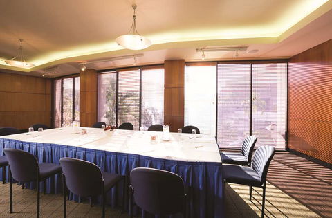 DoubleTree by Hilton Hotel Darwin - Rental Cars 11