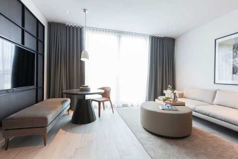 Skye Suites Green Square - Rental Cars 0