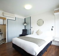 Siesta Central Apartments - Rental Cars