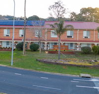 Hamilton's Queanbeyan Motel - Rental Cars
