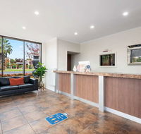 Comfort Inn Deakin Palms - Rental Cars