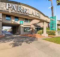 Quality Hotel Parklake Shepparton - Rental Cars