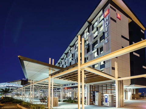 Ibis Mackay Airport - Rental Cars 2