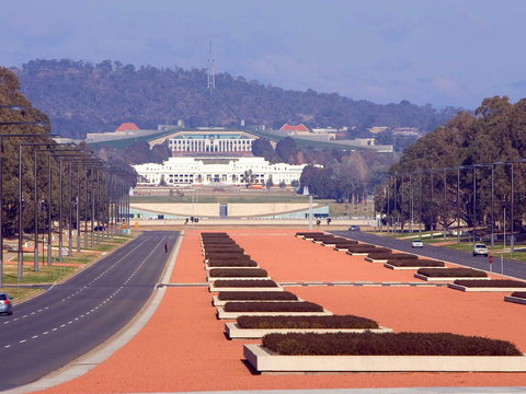 Novotel Canberra - Rental Cars 15