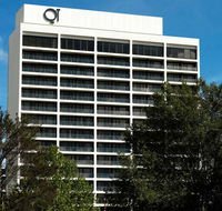 QT Canberra - Rental Cars