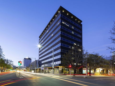 The Sebel Canberra Civic Hotel - Rental Cars 0