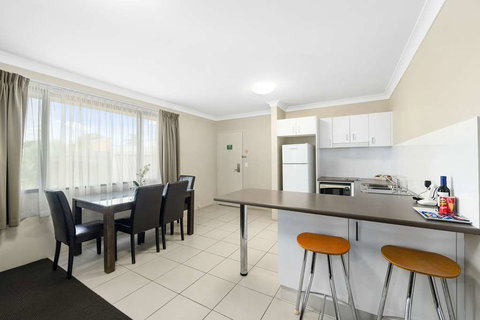 Quality Inn City Ctr Coffs Harbour - Rental Cars 12