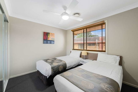 Quality Inn City Ctr Coffs Harbour - Rental Cars 16