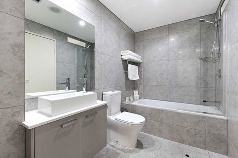 Argus Hotel Darwin - Rental Cars 6