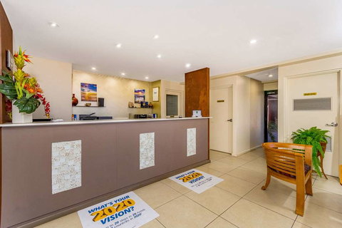 Quality Hotel Darwin Airport - Rental Cars 2