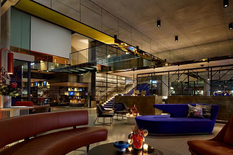 QT Melbourne - Rental Cars 2