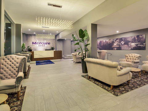Mercure Warragul - Rental Cars 1