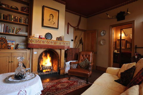 Alice's Cottages - Rental Cars 1