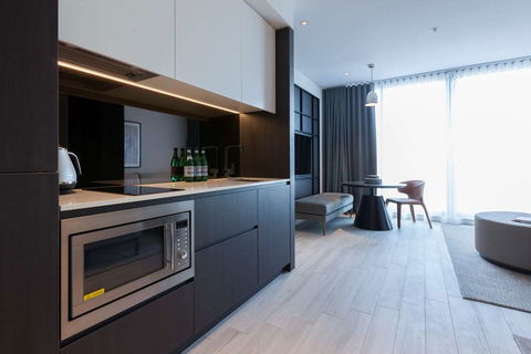 Skye Suites Green Square - Rental Cars 1