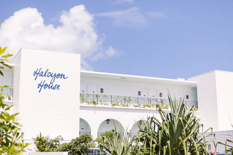 Halcyon House - Rental Cars 3