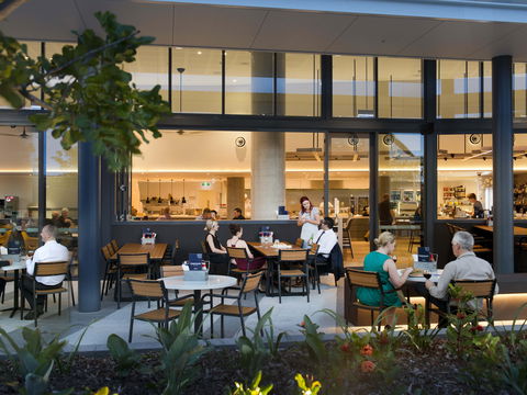 Ibis Brisbane Airport Hotel - Rental Cars 4