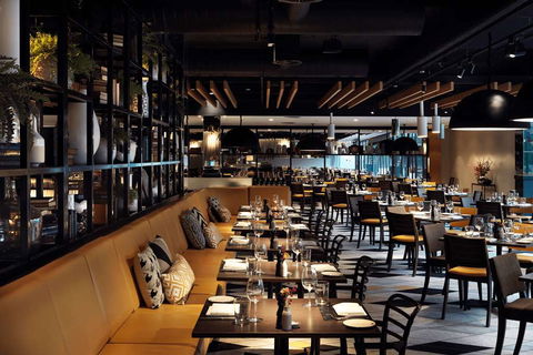 QT Canberra - Rental Cars 13