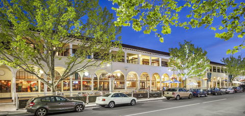 Quest Canberra - Rental Cars 0