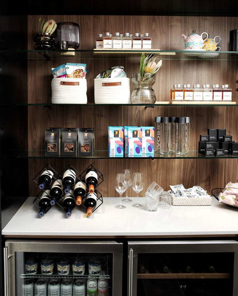 A By Adina Canberra - Rental Cars 16