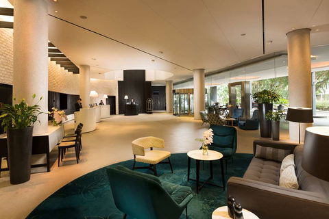 PARKROYAL Darling Harbour, Sydney - Rental Cars 2