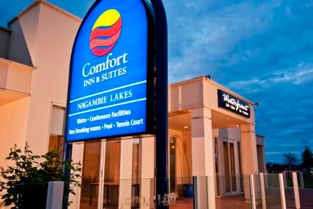Nagambie Waterfront Motel - Rental Cars 0