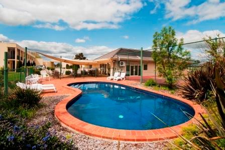 Nagambie Waterfront Motel - Rental Cars 2