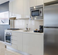 Meriton Suites Zetland - Rental Cars