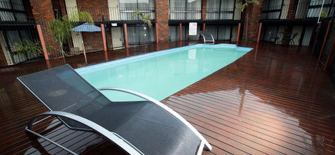 Warrnambool Central Court - Rental Cars 2