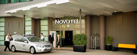 Novotel Brisbane Airport - Rental Cars 1