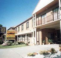 Holbrook Town Centre Motor Inn - Rental Cars