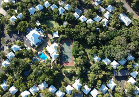 Kellys Beach Resort - Rental Cars 0