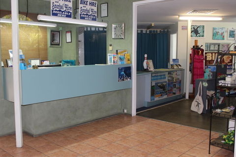 Kellys Beach Resort - Rental Cars 1