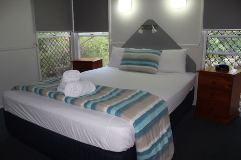 Kellys Beach Resort - Rental Cars 2