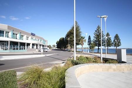 Ceduna Foreshore Hotel/Motel - Rental Cars 0
