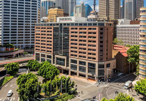 PARKROYAL Darling Harbour, Sydney - Rental Cars 0