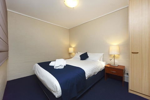 Ibis Styles Canberra - Rental Cars 30