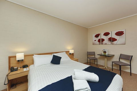 Ibis Styles Canberra - Rental Cars 42