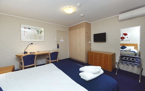 Ibis Styles Canberra - Rental Cars 38