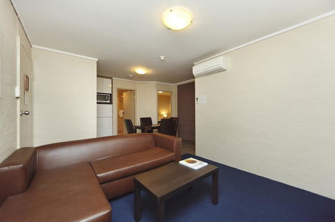 Ibis Styles Canberra - Rental Cars 33