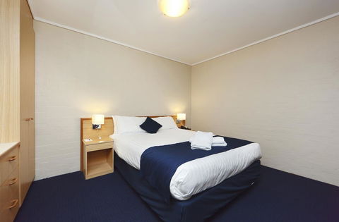 Ibis Styles Canberra - Rental Cars 29