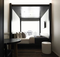 Little National Hotel - Rental Cars