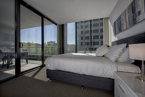 Manhattan 303 Canberra City ACT - Rental Cars 32