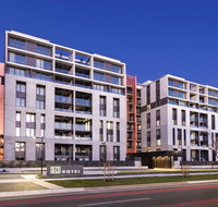 Deco Hotel Canberra