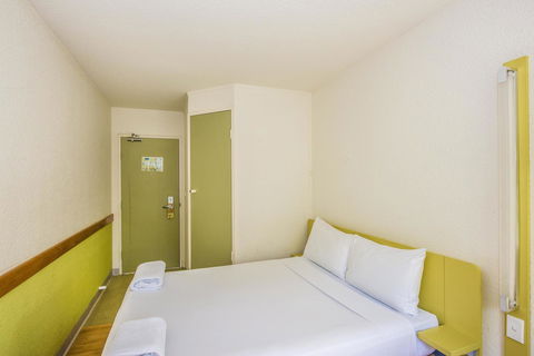 Ibis Budget Canberra - Rental Cars 3