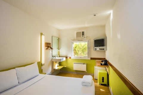 Ibis Budget Canberra - Rental Cars 21